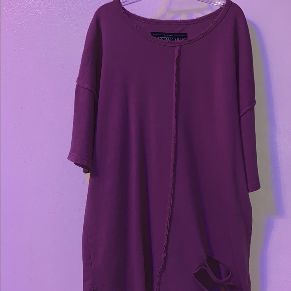 UO SHIRT